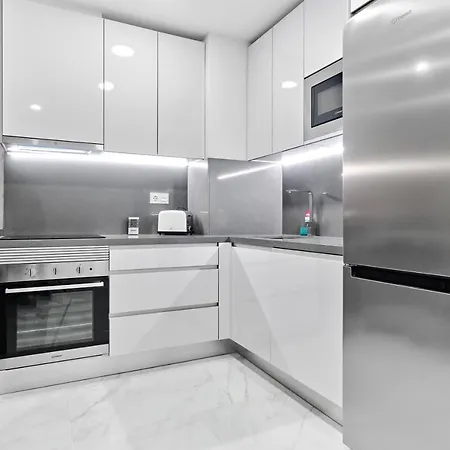 Centro Modern & Apartment *